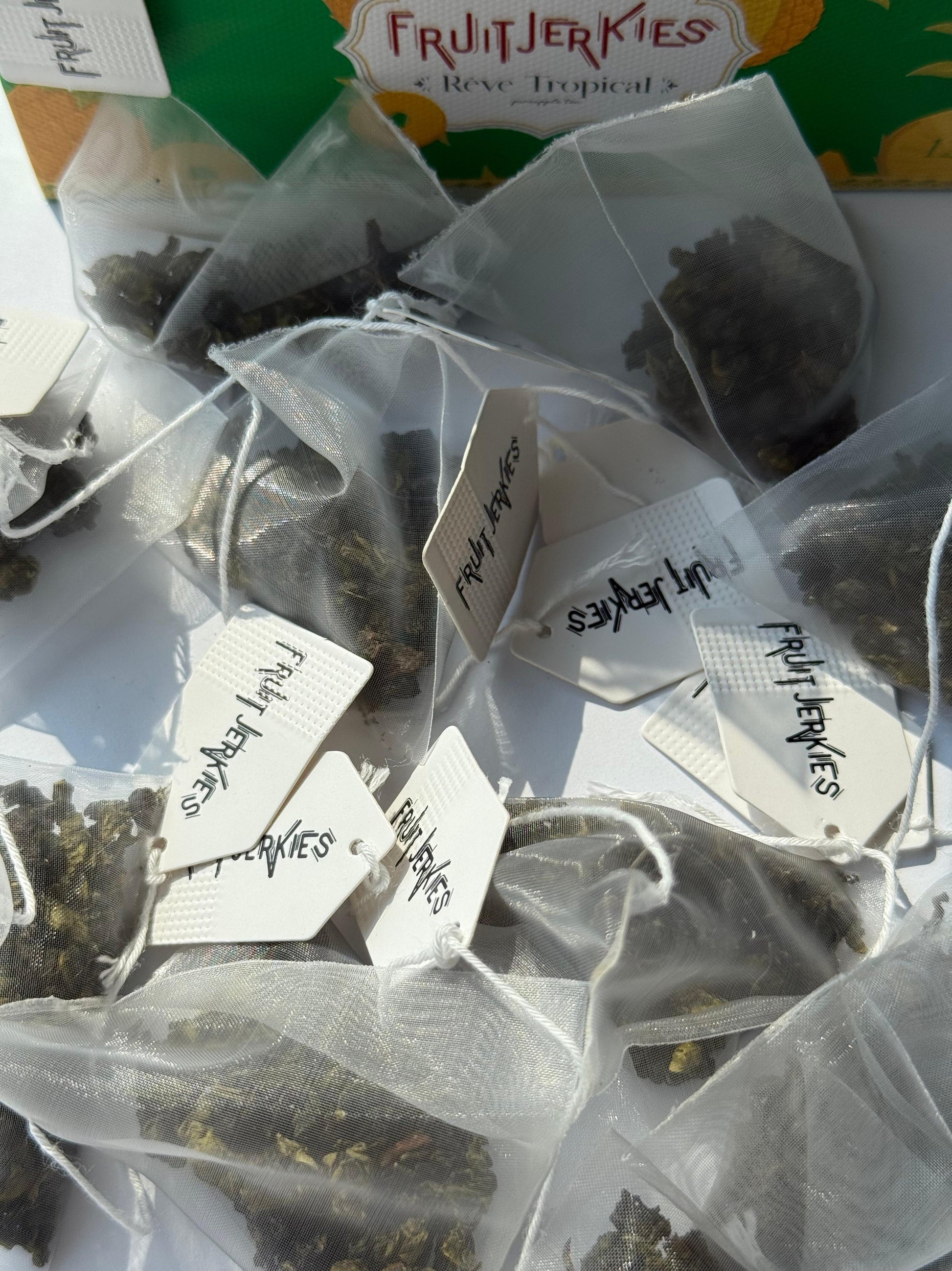 Reve Tropical – Pineapple Green Tea