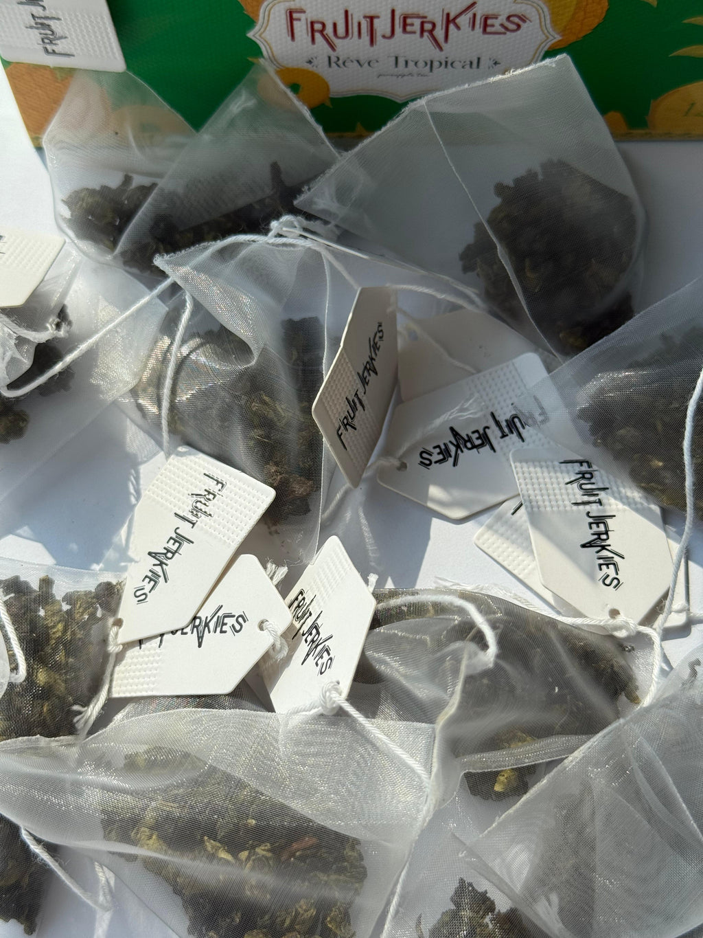 Reve Tropical – Pineapple Green Tea